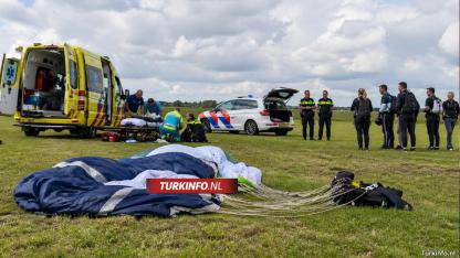 Hollanda’da Paraşüt Kazası: Rhoon’da Bir Kişi Hayatını Kaybetti