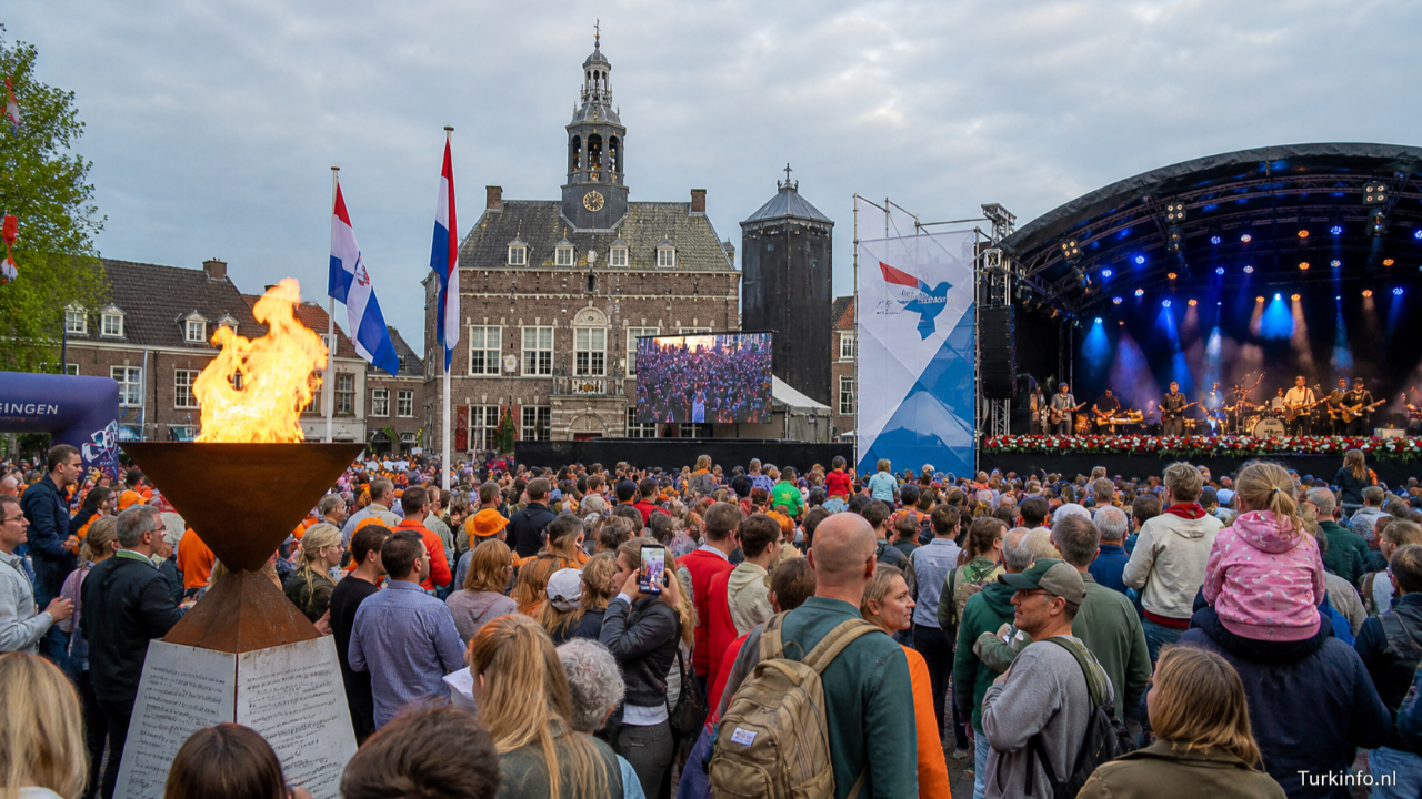 Hollanda’da 4 Mayıs Anma, 5 Mayıs Özgürlük Günü Coşkusu