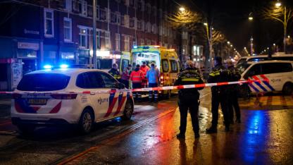 Rotterdam’da Bıçaklı Saldırı ve Silah Sesleri: Genç Yaralandı